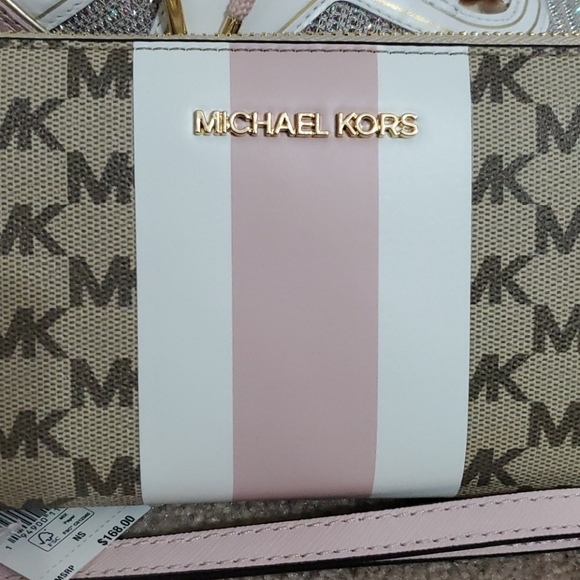 MK Wallet - Picture 2 of 6